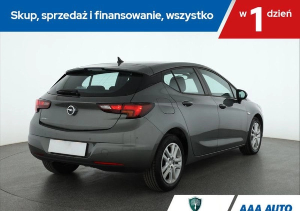 Opel Astra cena 45501 przebieg: 120072, rok produkcji 2019 z Frampol małe 211